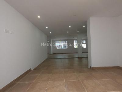 Casa de 5 alcobas en venta en Santa Barbara, Bogotá, 450 m² · foto 14 de 18