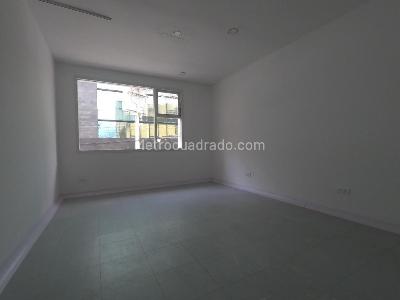 Casa de 5 alcobas en venta en Santa Barbara, Bogotá, 450 m² · foto 7 de 18