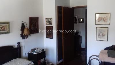 Apartamento de 3 alcobas en venta en Chico, Bogotá, 117 m² · foto 4 de 10