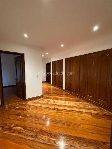 Apartamento de 3 alcobas en venta en Chico, Bogotá, 412 m² · foto 13 de 20