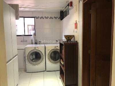 Apartamento en venta en Los Rosales, Bogotá · foto 9 de 14