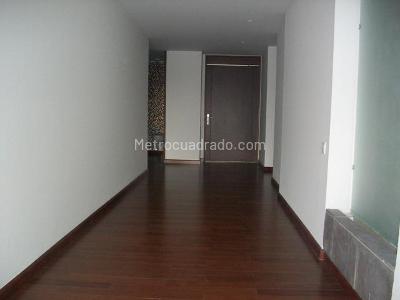Apartamento en venta en Chico Alto, Bogotá · foto 6 de 18