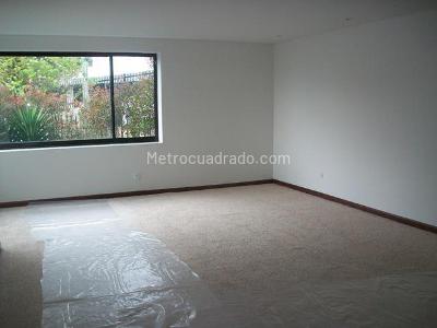 Apartamento en venta en Chico Alto, Bogotá · foto 8 de 18