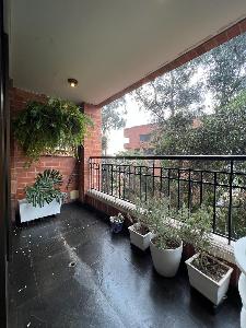 Apartamento de 3 alcobas en venta en Bellavista Rosales, Bogotá, 384 m² · foto 15 de 20