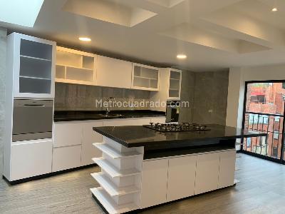 Apartamento de 2 alcobas en venta en Zona G, Bogotá, 177 m² · foto 4 de 9