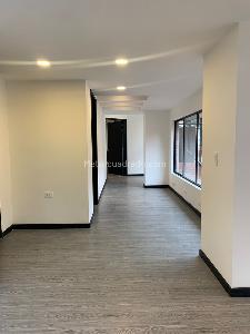 Apartamento de 2 alcobas en venta en Zona G, Bogotá, 177 m² · foto 7 de 9