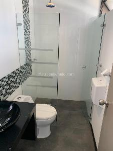 Casa de 5 alcobas en venta en Santa Barbara Oriental, Bogotá, 220 m² · foto 7 de 19