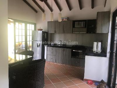 Casa de 3 alcobas en venta en Villa Claudia, Villavicencio, 100 m² · foto 8 de 18