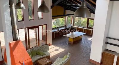 Casa de 5 alcobas en venta en Sikasue, La Calera, 400 m² · foto 2 de 10