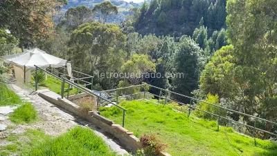 Casa de 5 alcobas en venta en Sikasue, La Calera, 400 m² · foto 3 de 10