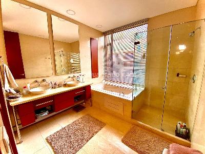Apartamento de 4 alcobas en venta en Los Rosales, Bogotá, 375 m² · foto 13 de 20