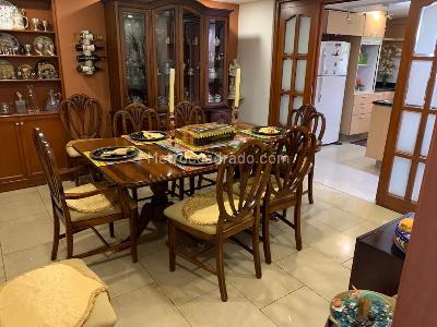 Casa de 3 alcobas en venta en Niza Norte, Bogotá, 454 m² · foto 2 de 20
