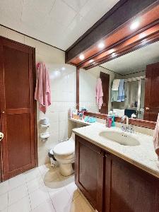 Apartamento de 4 alcobas en venta en Chico Reservado, Bogotá, 130 m² · foto 9 de 18