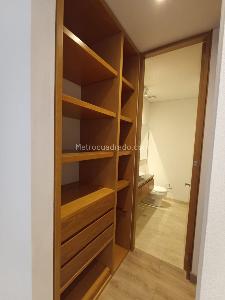 Apartamento de 1 alcoba en venta en El Refugio, Bogotá, 48 m² · foto 7 de 8