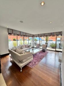 Apartamento de 3 alcobas en venta en Chico Norte, Bogotá, 230 m² · foto 12 de 18