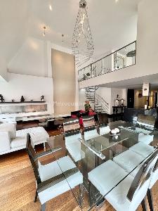 Apartamento de 3 alcobas en venta en Chico Norte, Bogotá, 230 m² · foto 2 de 18