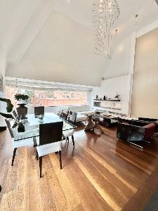 Apartamento de 3 alcobas en venta en Chico Norte, Bogotá, 230 m² · foto 3 de 18
