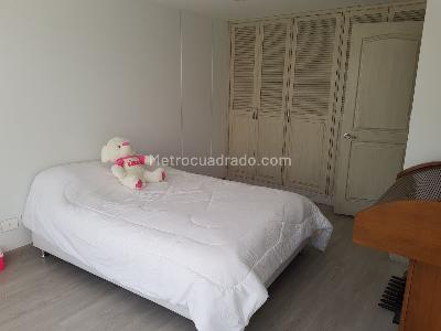 Casa de 4 alcobas en venta en Bulevar Las Villas, Bogotá, 315 m² · foto 6 de 12