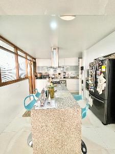 Apartamento en venta en Santa Barbara Central, Bogotá · foto 2 de 13