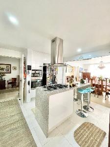 Apartamento en venta en Santa Barbara Central, Bogotá · foto 3 de 13