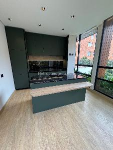 Apartamento de 1 alcoba en venta en Chico Norte, Bogotá, 51 m² · foto 2 de 11