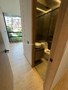 Apartamento de 1 alcoba en venta en Chico Norte, Bogotá, 51 m² · foto 4 de 11