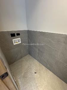 Apartamento de 1 alcoba en venta en Chico Norte, Bogotá, 51 m² · foto 5 de 11