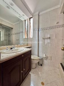 Apartamento en venta en Santa Barbara Occidental, Bogotá · foto 12 de 18