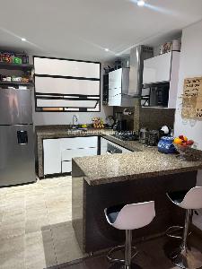 Apartamento en venta en Santa Barbara Occidental, Bogotá · foto 2 de 11