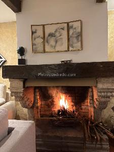 Casa de 3 alcobas en arriendo en Chico Oriental, Bogotá, 400 m² · foto 2 de 4
