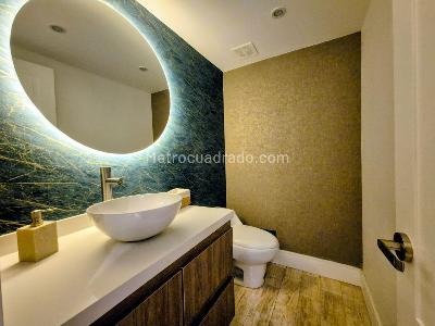 Apartamento de 3 alcobas en venta en La Carolina, Bogotá, 191 m² · foto 11 de 14