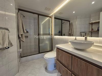 Apartamento de 3 alcobas en venta en La Carolina, Bogotá, 191 m² · foto 12 de 14
