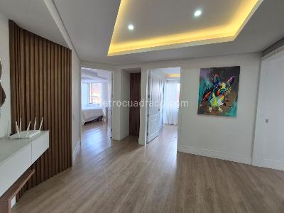 Apartamento de 3 alcobas en venta en La Carolina, Bogotá, 191 m² · foto 5 de 14