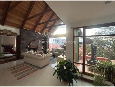 Casa de 4 alcobas en venta en Sierras Del Moral, Bogotá, 265 m² · foto 2 de 15