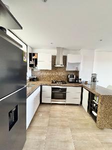 Apartamento en venta en Santa Barbara Occidental, Bogotá · foto 4 de 12