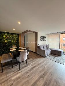 Apartamento en arriendo en Cedritos, Bogotá · foto 3 de 15