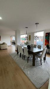 Apartamento en venta en Cedritos, Bogotá · foto 3 de 19