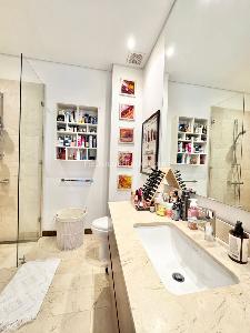 Apartamento en venta en Los Rosales, Bogotá · foto 5 de 17