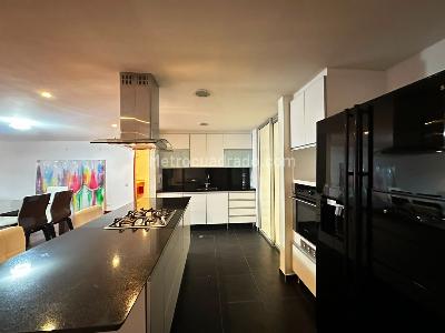 Apartamento en venta en Santa Barbara Occidental, Bogotá · foto 3 de 20
