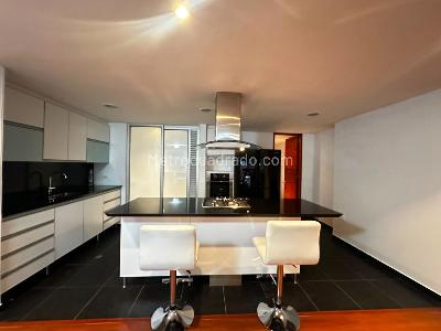 Apartamento en venta en Santa Barbara Occidental, Bogotá · foto 2 de 20