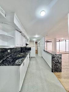 Apartamento en venta en Chico Reservado, Bogotá · foto 4 de 20