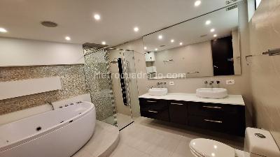 Apartamento de 3 alcobas en venta en Calleja Baja, Bogotá, 300 m² · foto 11 de 20