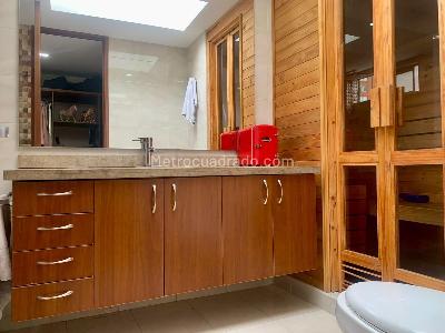Casa de 3 alcobas en venta en Gratamira Campestre, Bogotá, 252 m² · foto 10 de 20