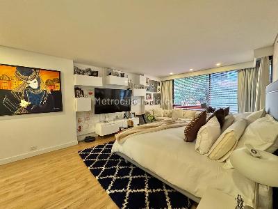 Apartamento de 4 alcobas en venta en La Cabrera, Bogotá, 395 m² · foto 9 de 19