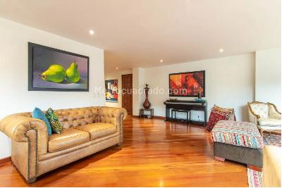 Apartamento de 4 alcobas en venta en Santa Barbara1, Bogotá, 200 m² · foto 18 de 20