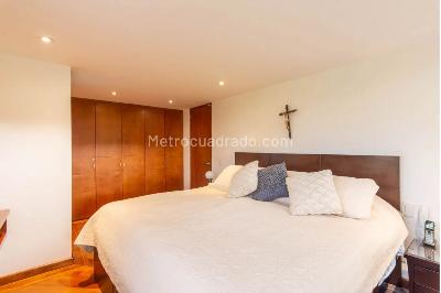 Apartamento de 4 alcobas en venta en Santa Barbara1, Bogotá, 200 m² · foto 1 de 20