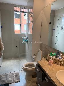 Apartamento de 3 alcobas en venta en Chico Reservado, Bogotá, 160 m² · foto 12 de 14