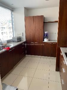 Apartamento de 3 alcobas en venta en Chico Reservado, Bogotá, 160 m² · foto 4 de 14