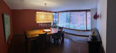 Apartamento de 3 alcobas en venta en Los Rosales, Bogotá, 255 m² · foto 6 de 12