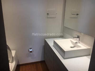 Apartamento en arriendo en Chico, Bogotá · foto 11 de 16